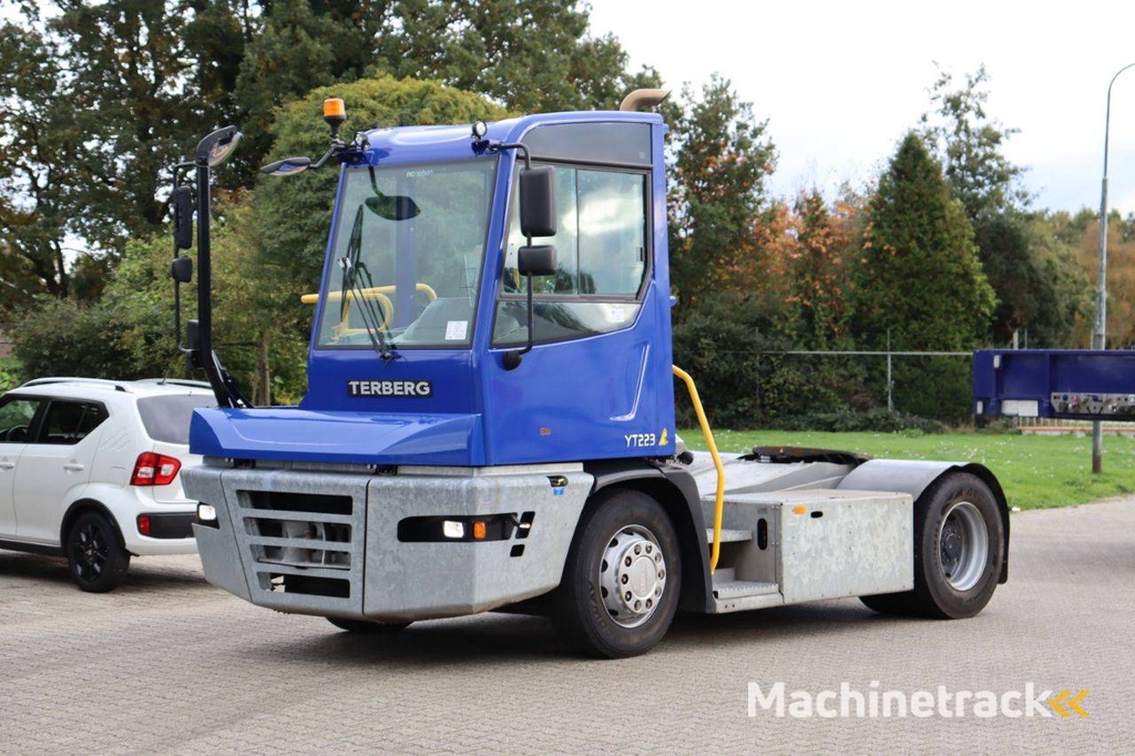 Terminal Trekker Terberg YT 223 Diesel 2023