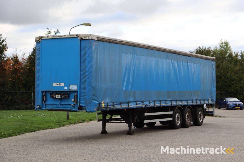 Curtainsider trailer Pacton TBD339 2001