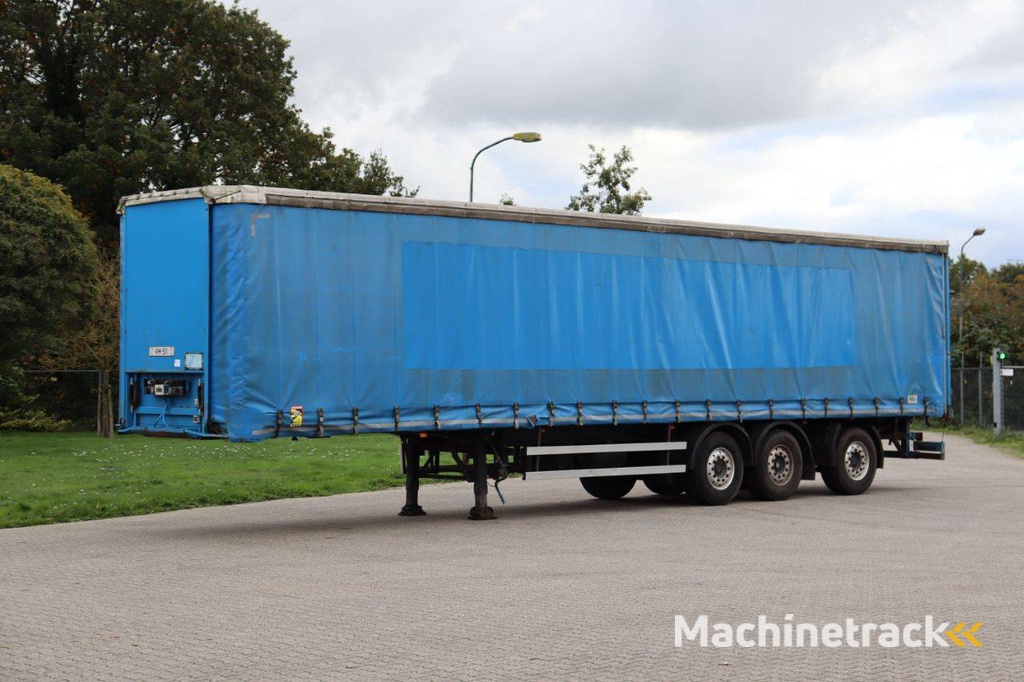 Curtainsider trailer Pacton TBD339 2001