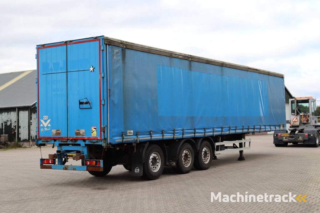 Curtainsider trailer Pacton TBD339 2001