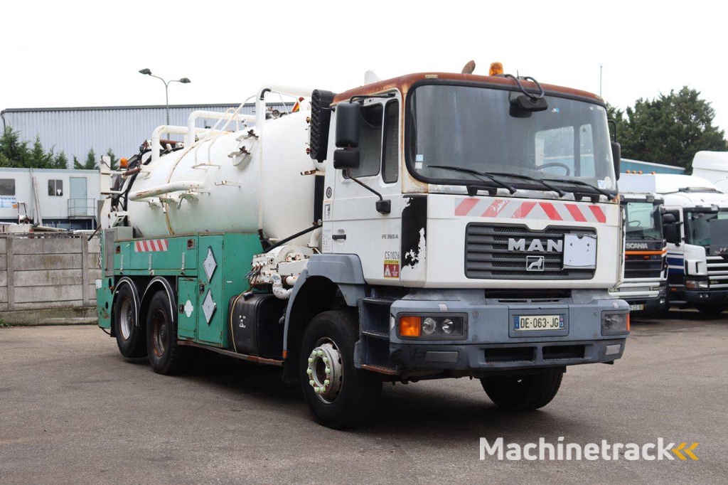 Vrachtwagen MAN 33.360 Diesel 360pk 2002