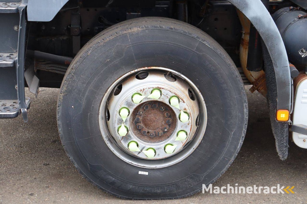 Vrachtwagen MAN 33.360 Diesel 360pk 2002