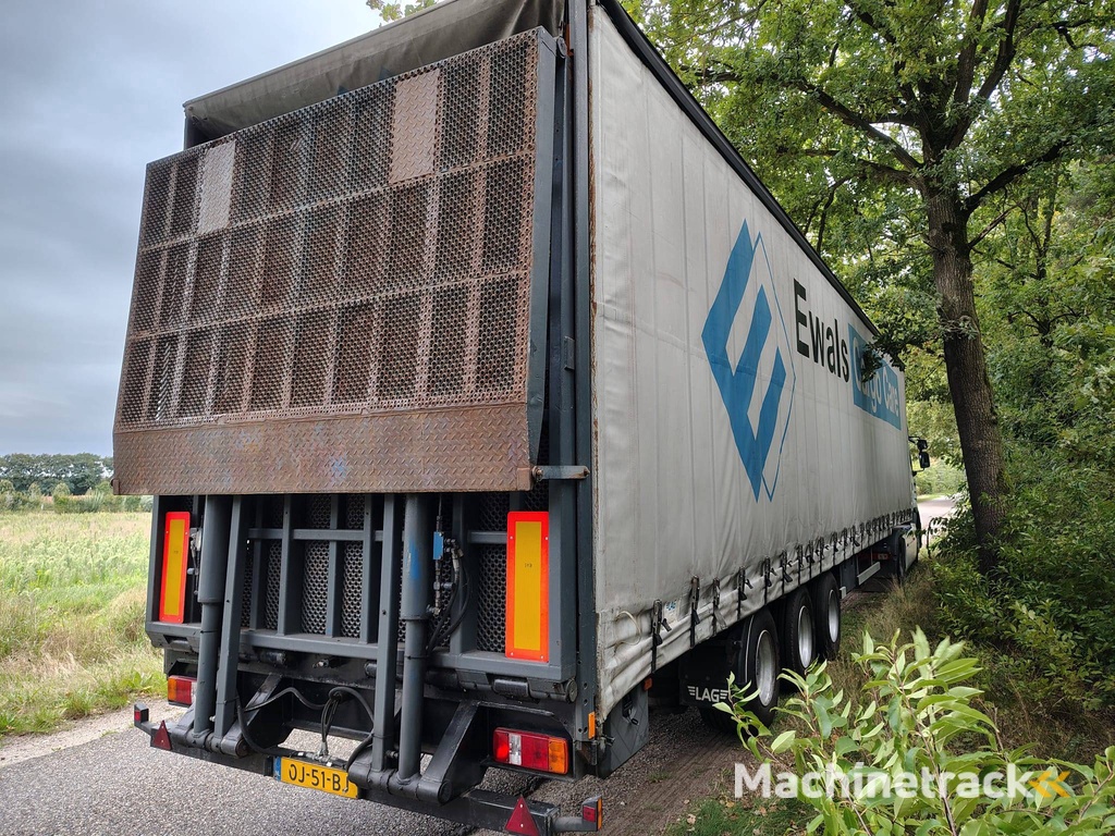 Curtainsider trailer LAG O-3-39 01 2005