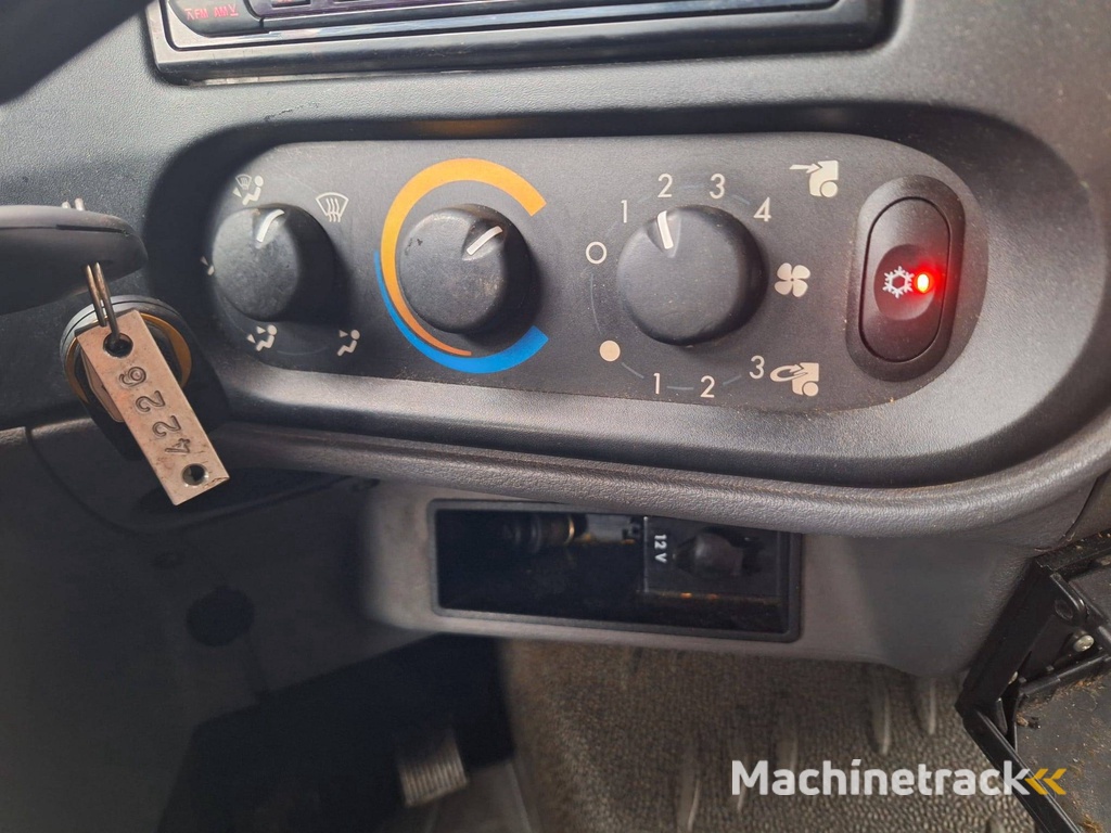 Platte Laadbak Vrachtwagen DAF LF45 Diesel 2009