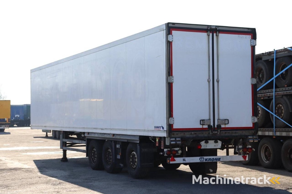Closed Semi-trailer Schmitz Cargobull SKO 24 2014