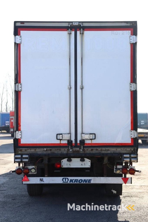 Closed Semi-trailer Schmitz Cargobull SKO 24 2014