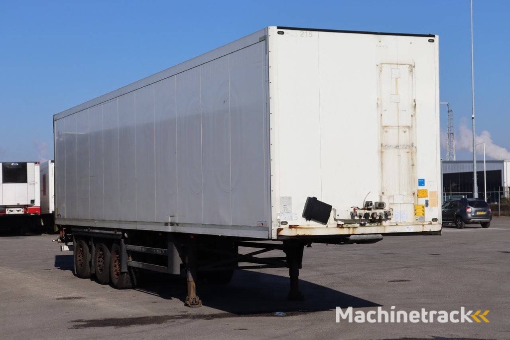 Closed Semi-trailer Schmitz Cargobull SKO 24 2014