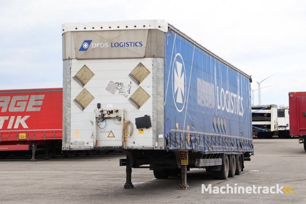 Schmitz Cargobull SCB*S3T 2013 sliding tarpaulin trailer