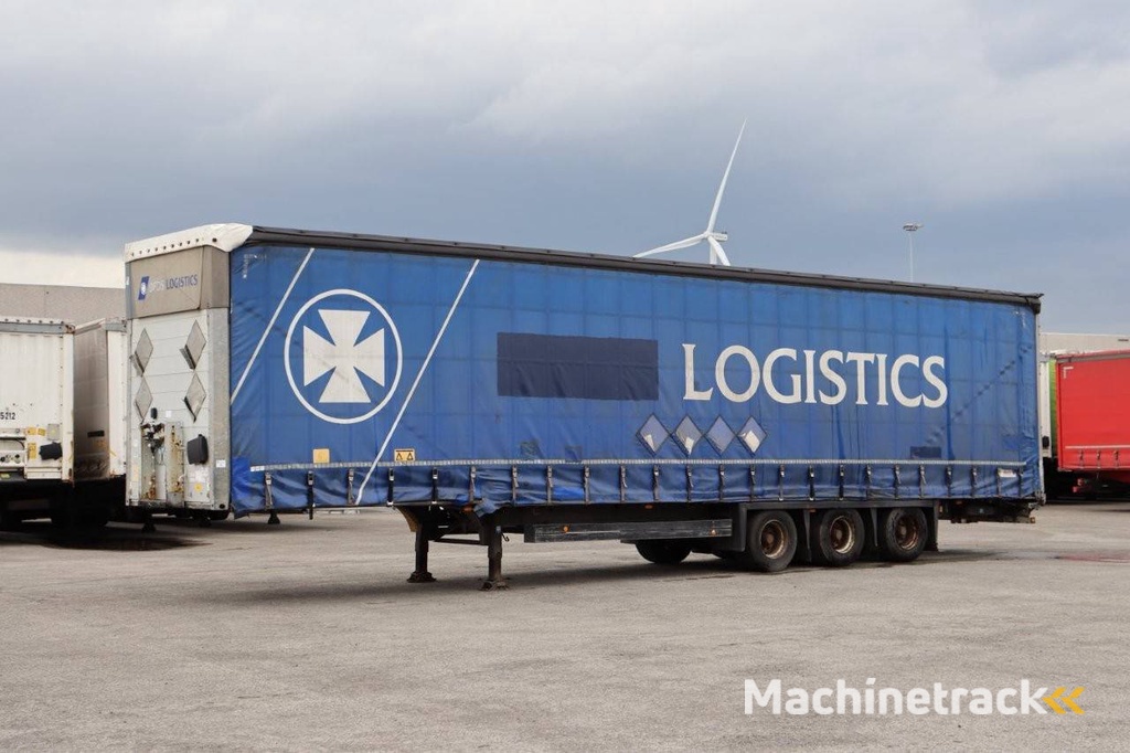 Schmitz Cargobull SCB*S3T 2013 sliding tarpaulin trailer