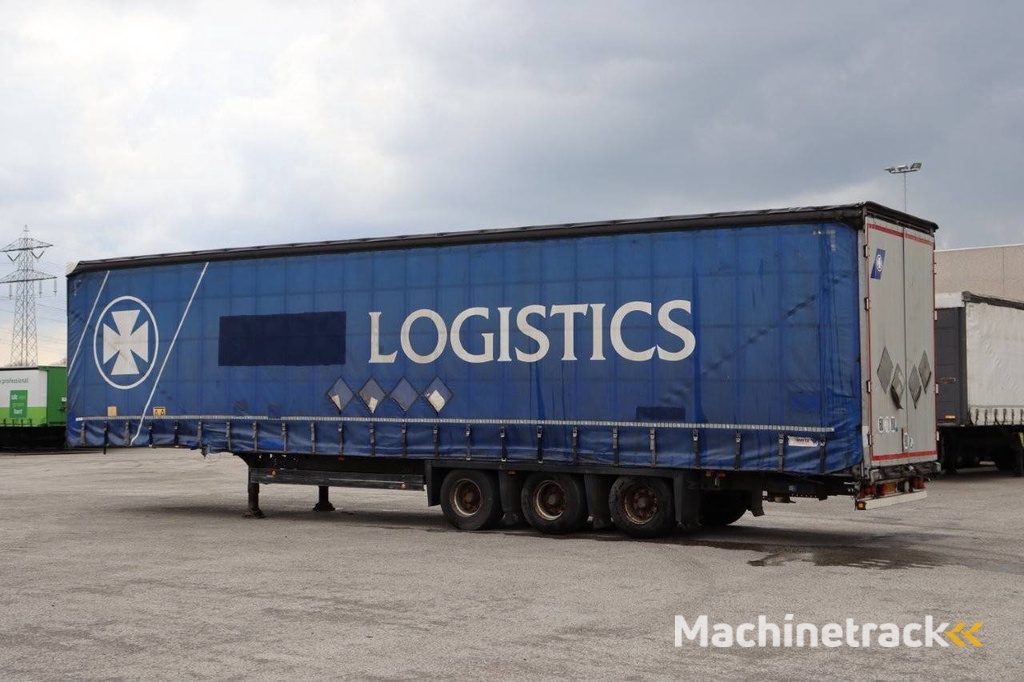 Schmitz Cargobull SCB*S3T 2013 sliding tarpaulin trailer