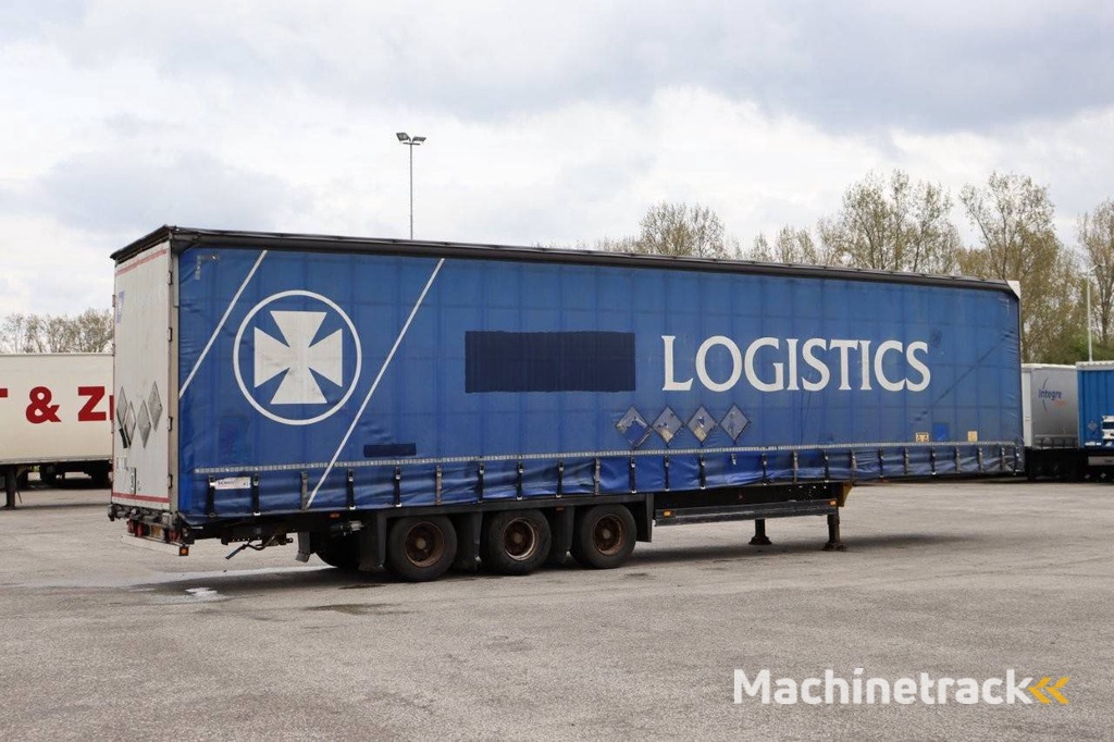 Schmitz Cargobull SCB*S3T 2013 sliding tarpaulin trailer