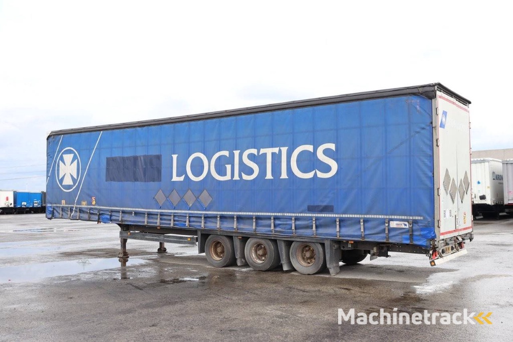 Schmitz Cargobull SCB*S3T 2013 sliding tarpaulin trailer