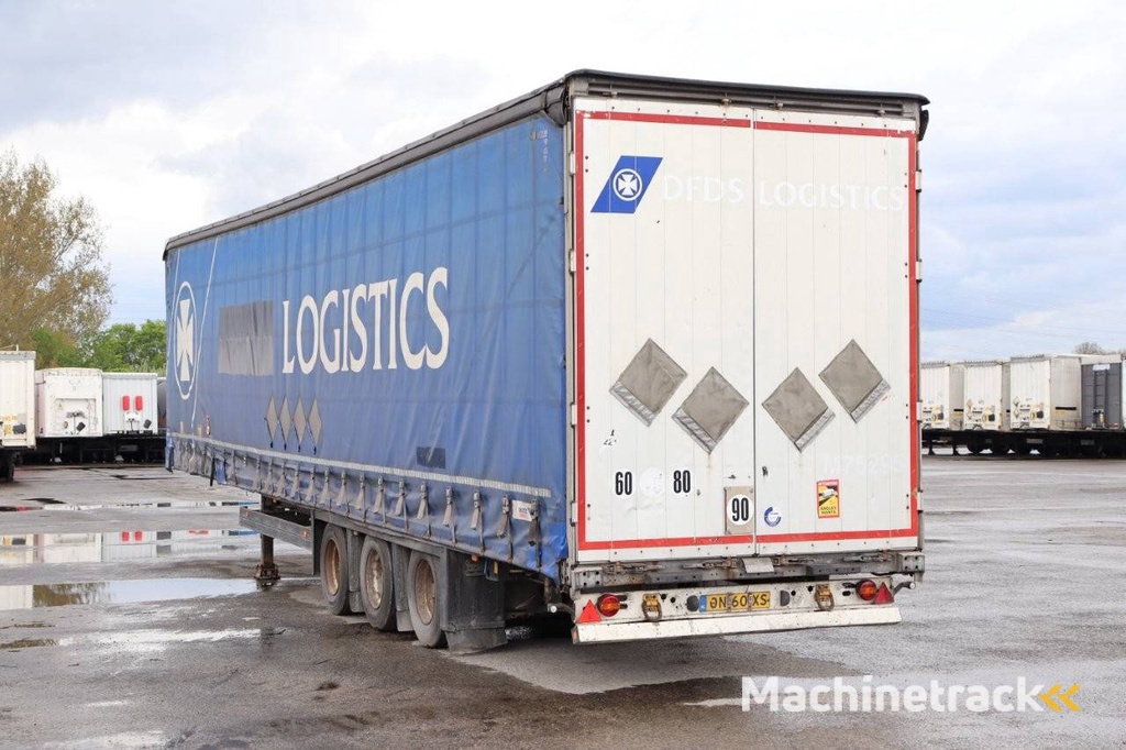Schmitz Cargobull SCB*S3T 2013 sliding tarpaulin trailer