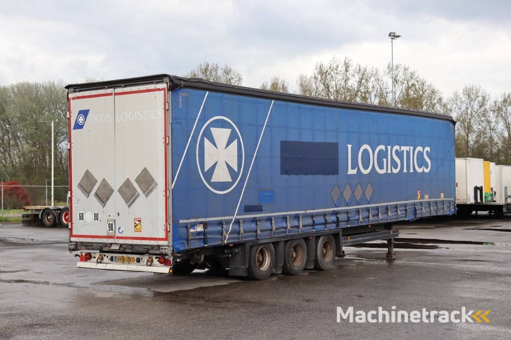 Schmitz Cargobull SCB*S3T 2013 sliding tarpaulin trailer