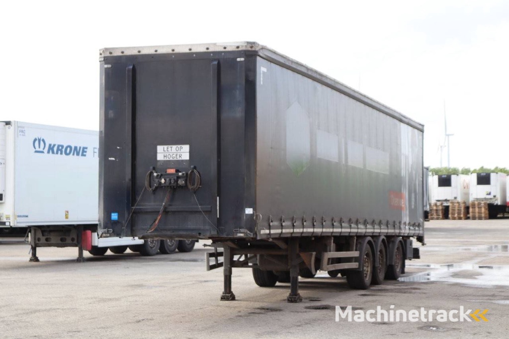 Curtainsider trailer Pacton B3-001 2007