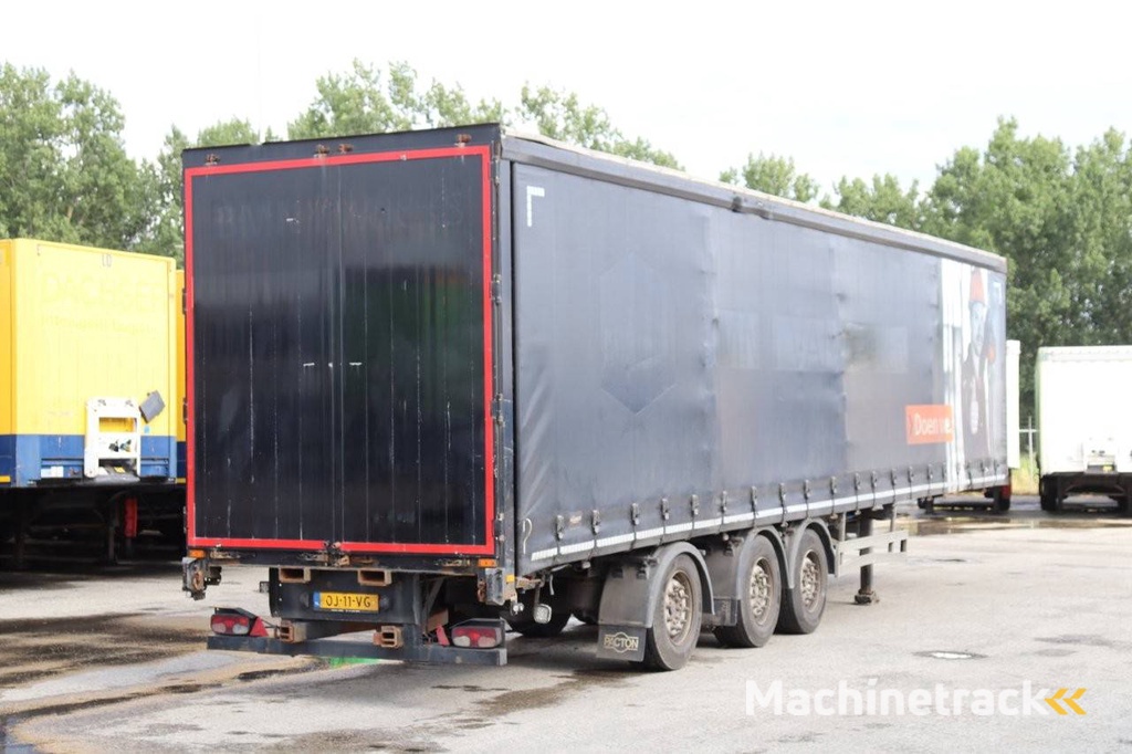 Curtainsider trailer Pacton B3-001 2007