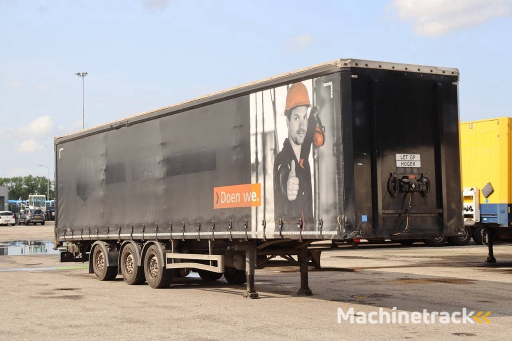 Curtainsider trailer Pacton B3-001 2007
