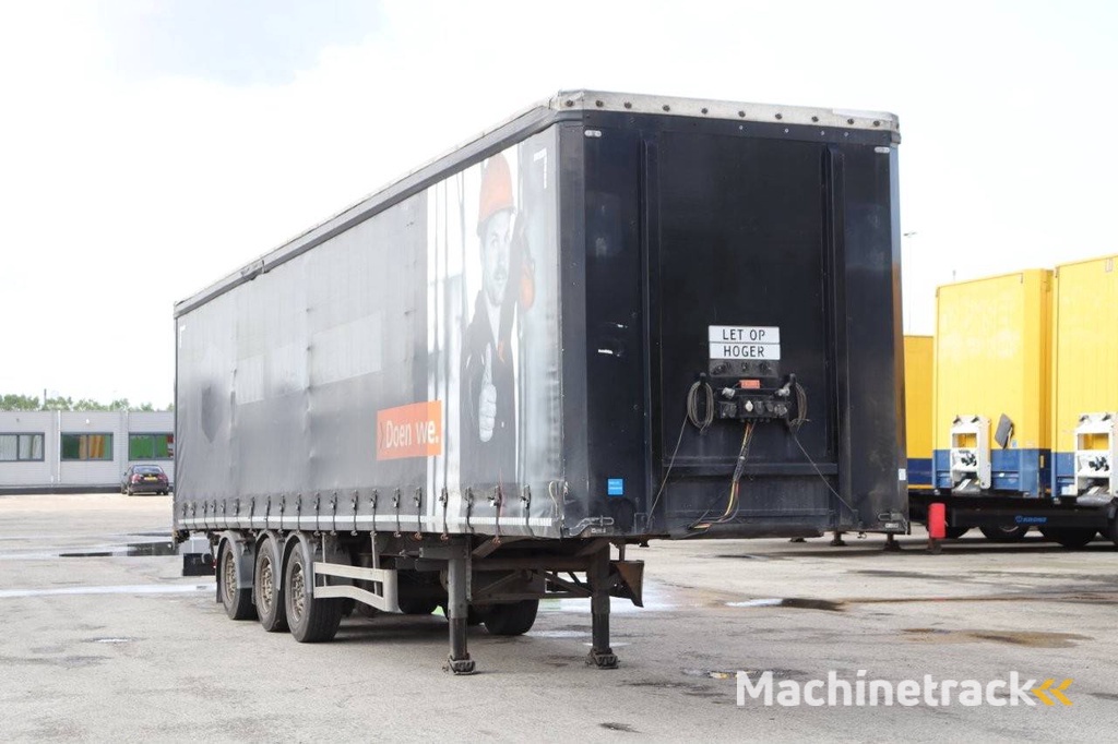 Curtainsider trailer Pacton B3-001 2007