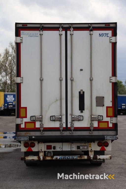 Geschlossener Anhänger Krone SD 2014