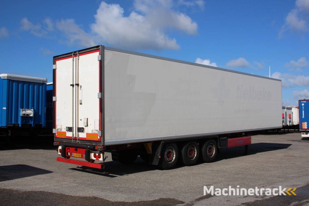 Geschlossener Anhänger Krone SD 2010