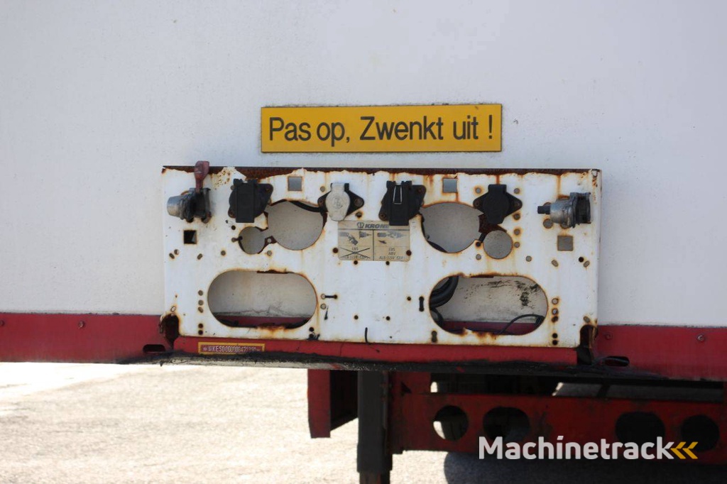 Geschlossener Anhänger Krone SD 2010