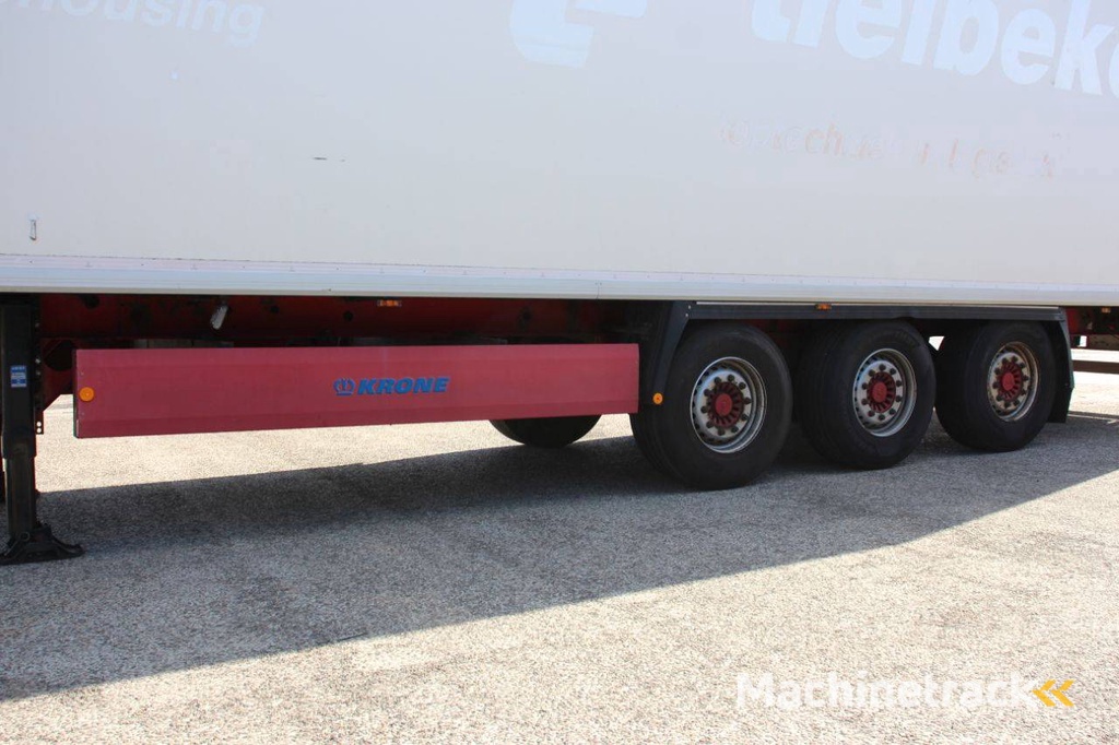 Geschlossener Anhänger Krone SD 2010