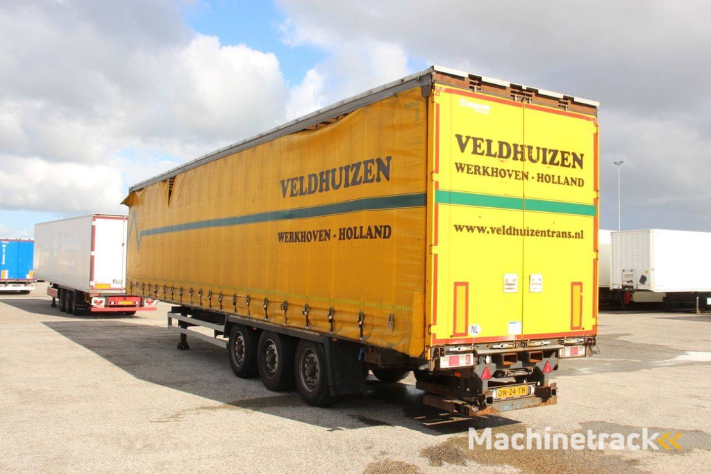 Veldhuizen Krone SD 2016 sliding tarpaulin trailer