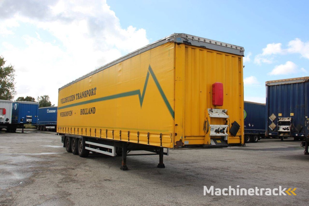 Veldhuizen Krone SD 2016 sliding tarpaulin trailer