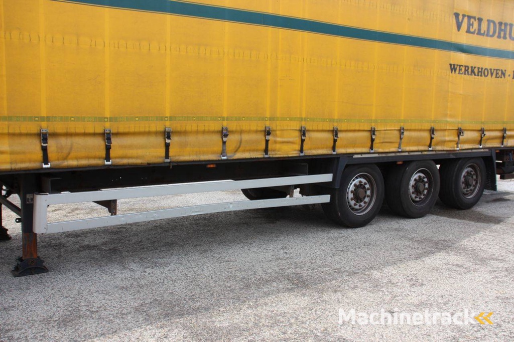 Veldhuizen Krone SD 2016 sliding tarpaulin trailer