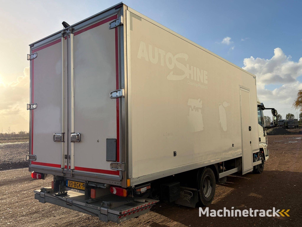 Bestelwagen Iveco 120EL Diesel 221pk 2015