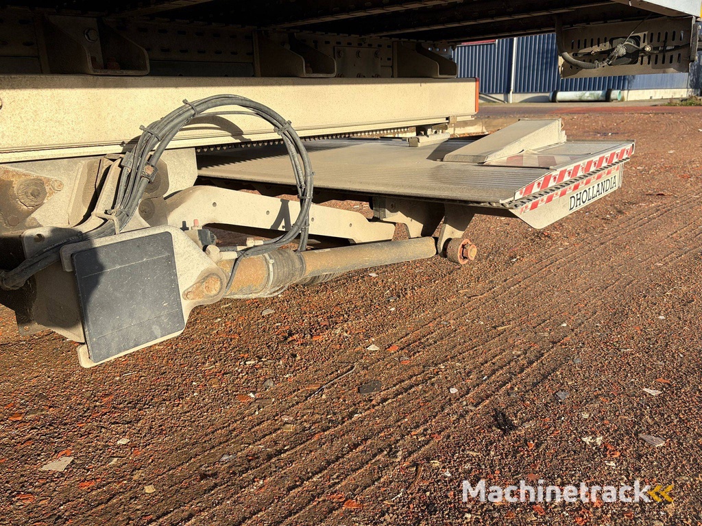 Bestelwagen Iveco 120EL Diesel 221pk 2015