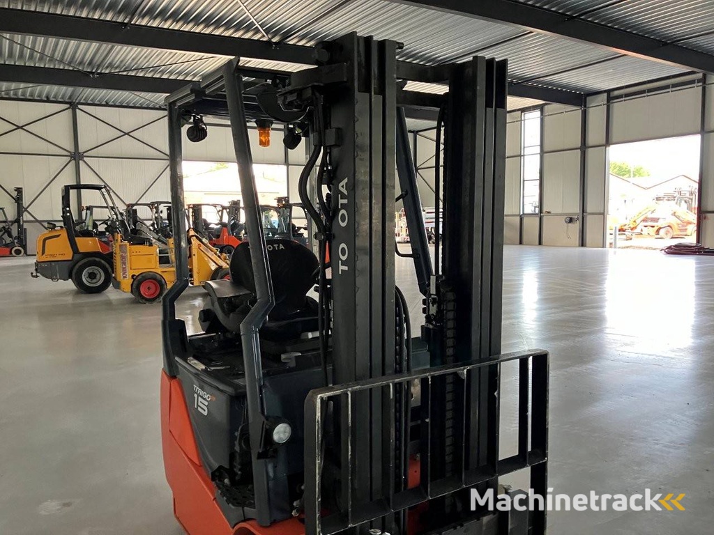 Toyota 8FBE15T Electric Forklift 1500kg 5.0m 2020