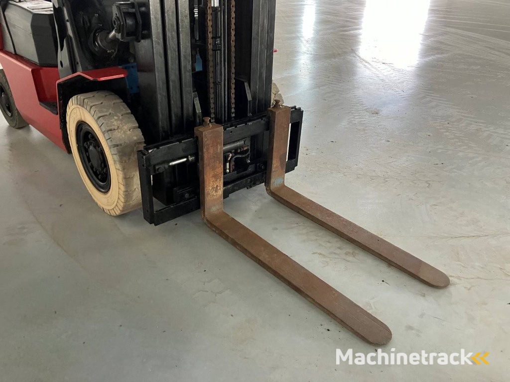 Hangcha Forklift CPCD25N-RW10 Diesel 2500kg 4.3m 2008