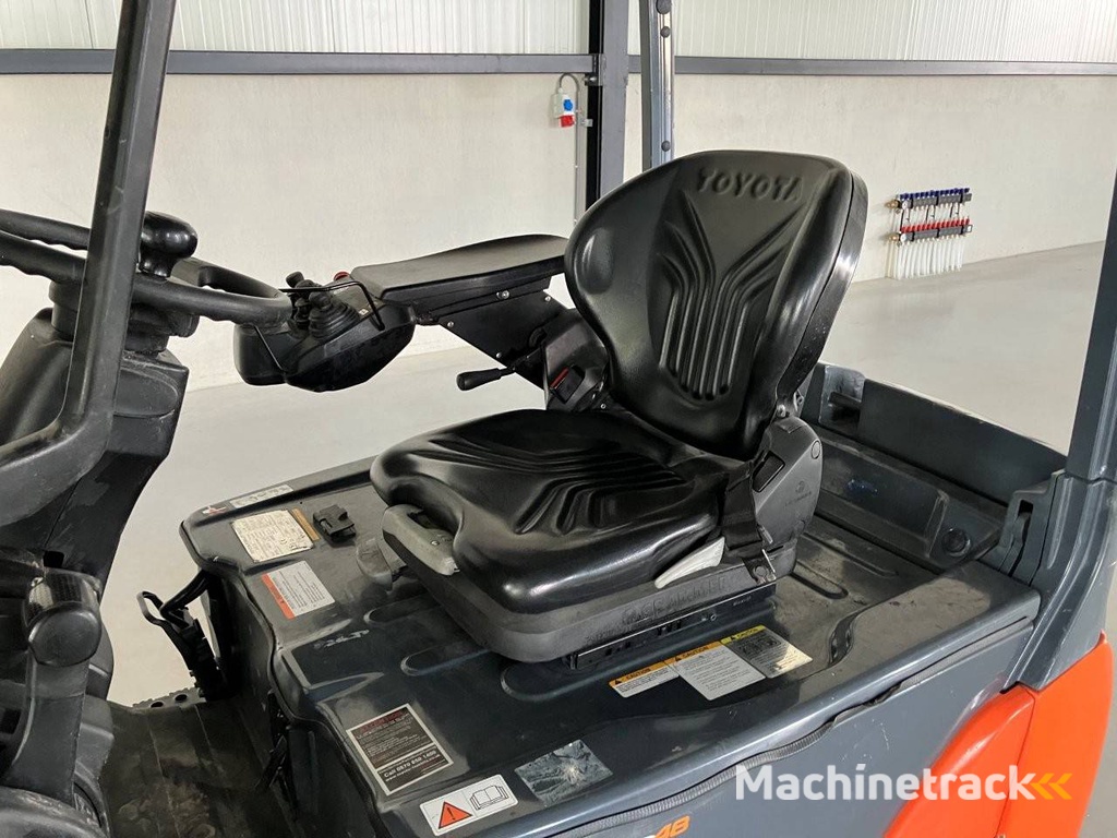 Forklift Toyota 8FBET20 Electric 2000kg 5.0m 2014