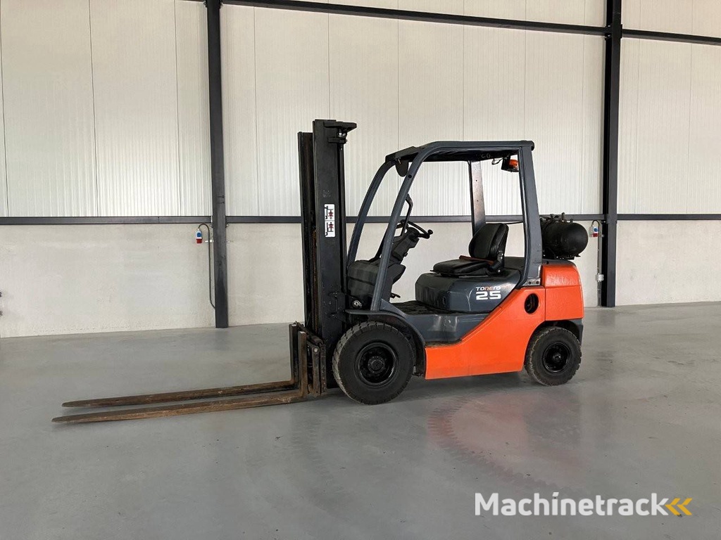 Heftruck Toyota 02-8FGF25 LPG 2500kg 4.7m 2017