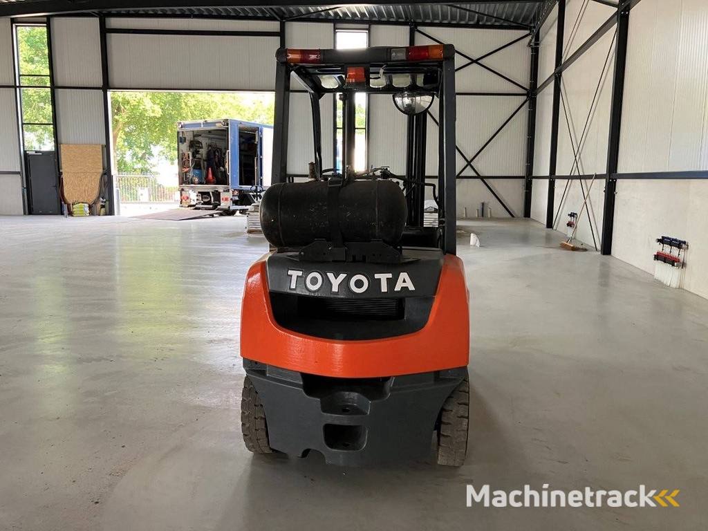 Heftruck Toyota 02-8FGF25 LPG 2500kg 4.7m 2017