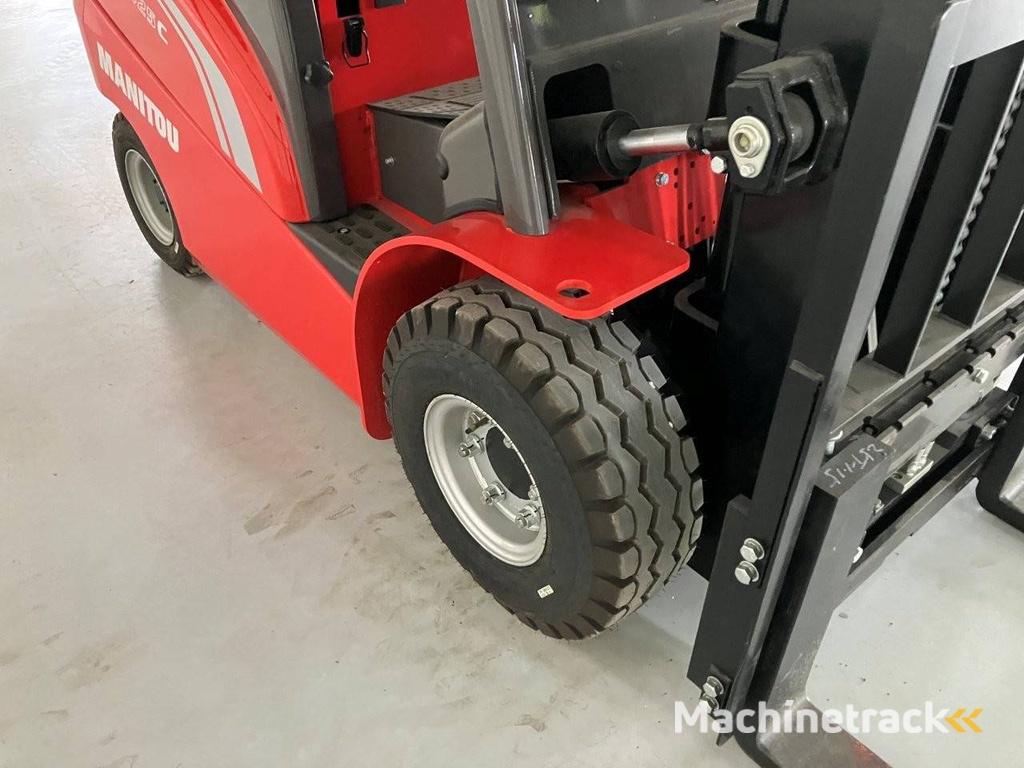 Manitou ME 425C Elektro-Gabelstapler 2500kg 3,3m 2022