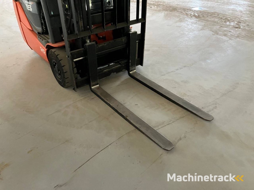 Toyota 8FBE15T Electric Forklift 1500kg 4.0m 2017