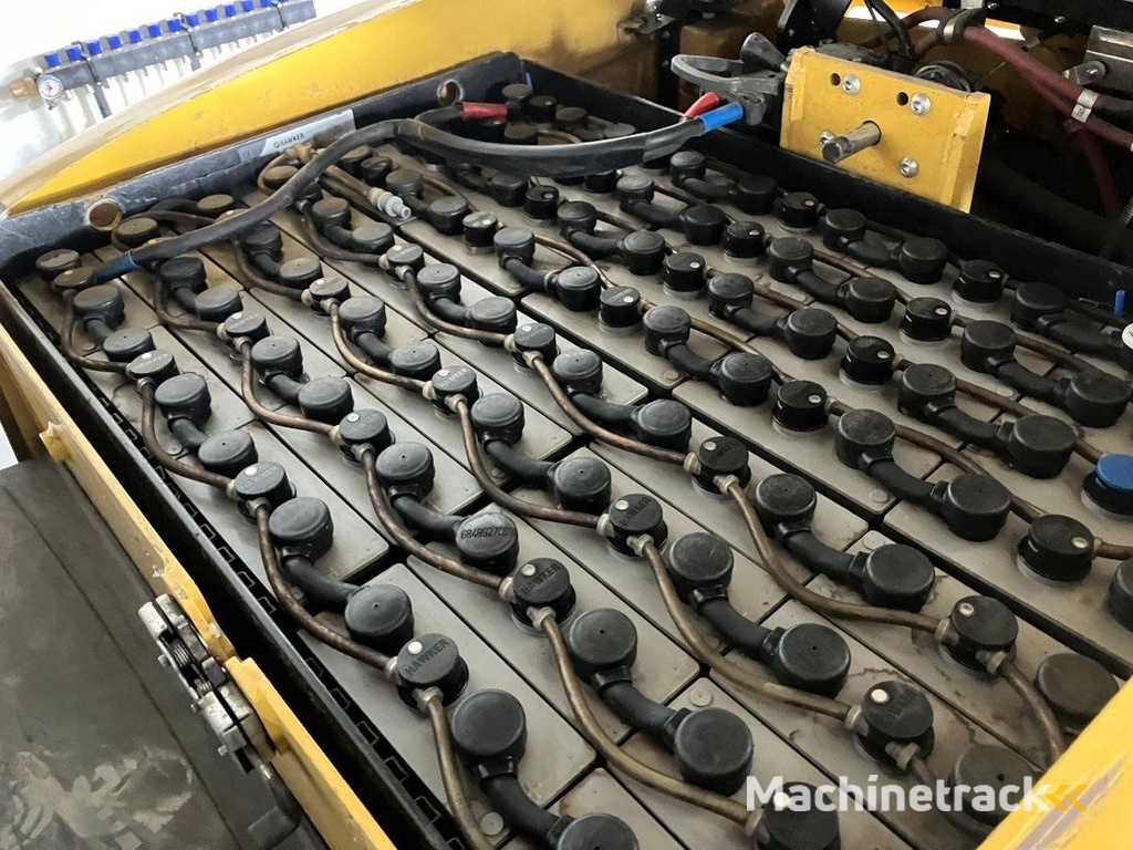 Heftruck Yale ERP25VL E2145 Elektrisch 2360kg 4.95m 2017