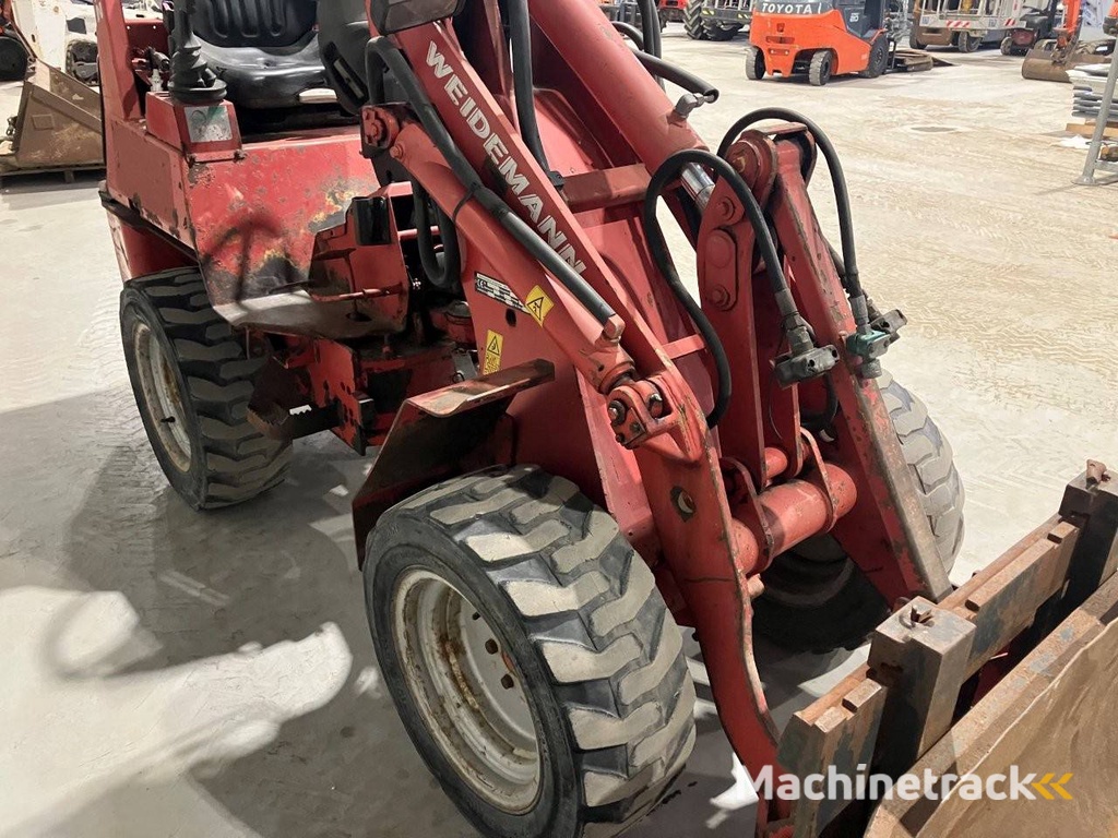 Knicklader Weidemann 1240 Diesel 2001