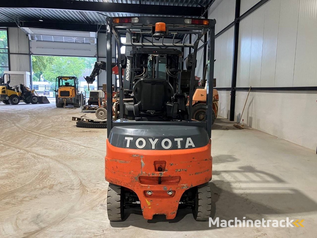 Toyota Electric Forklift 1580kg 4.3m