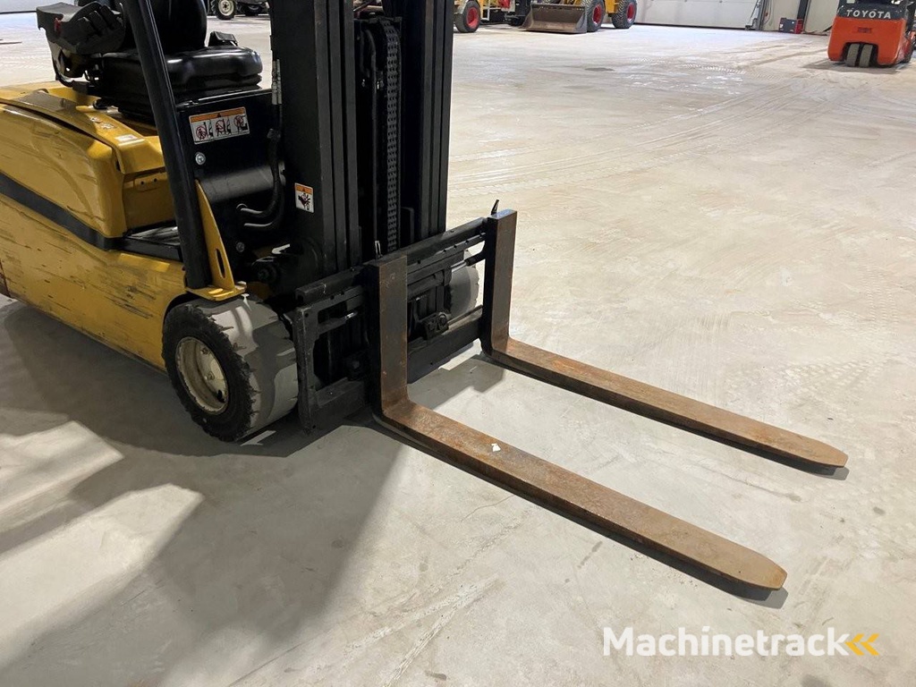 Forklift Yale ERP18VT LWB E2030 Electric 1760kg 4.6m 2015