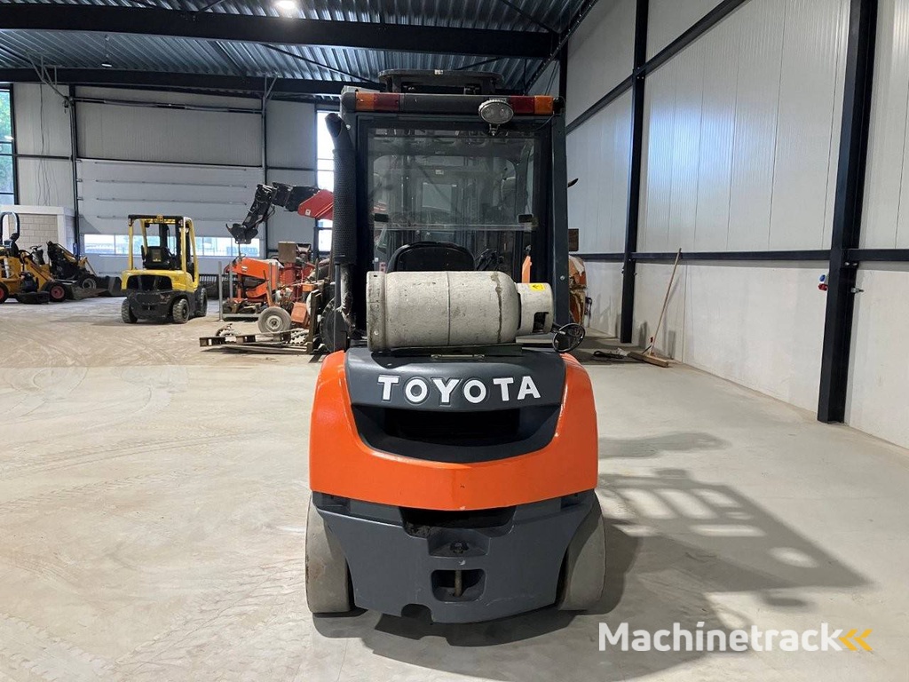 Heftruck Toyota 02-8FG25 LPG 2500kg 4.0m 2008