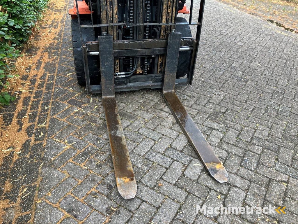 Heftruck Toyota 02-7FGF30 LPG 3000kg 5.5m 2005