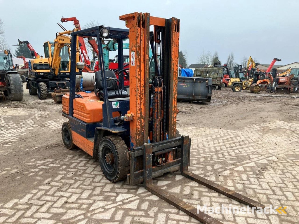Heftruck Toyota 42-5FGF 25 LPG 2500kg 4.7m 1990