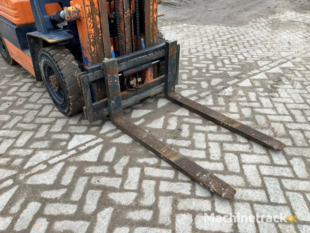 Heftruck Toyota 42-5FGF 25 LPG 2500kg 4.7m 1990