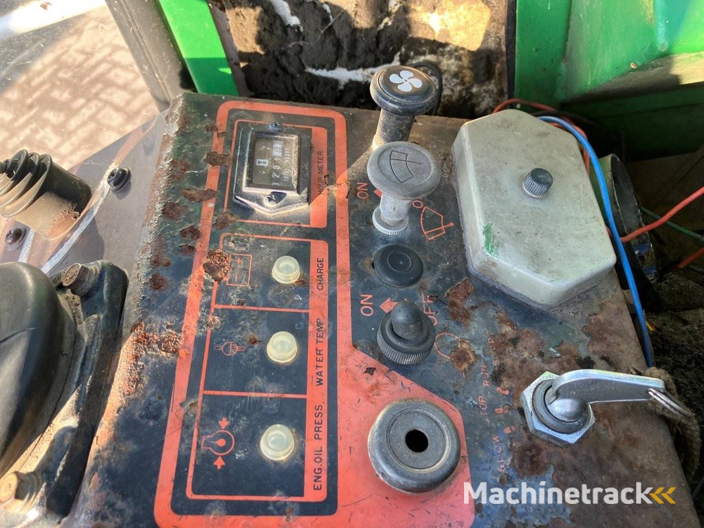 Minigraver Hitachi Diesel