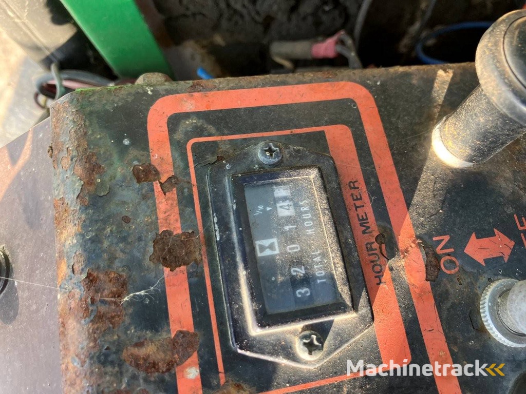 Minigraver Hitachi Diesel