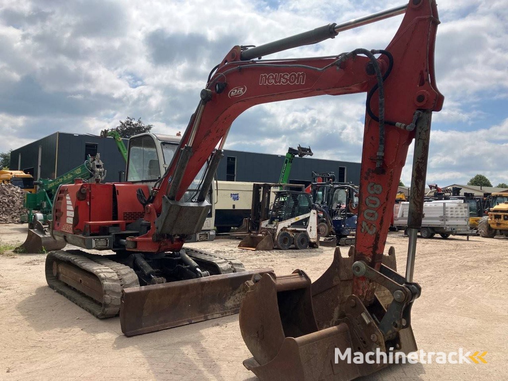 Rupsgraafmachine Neuson 8002 Diesel