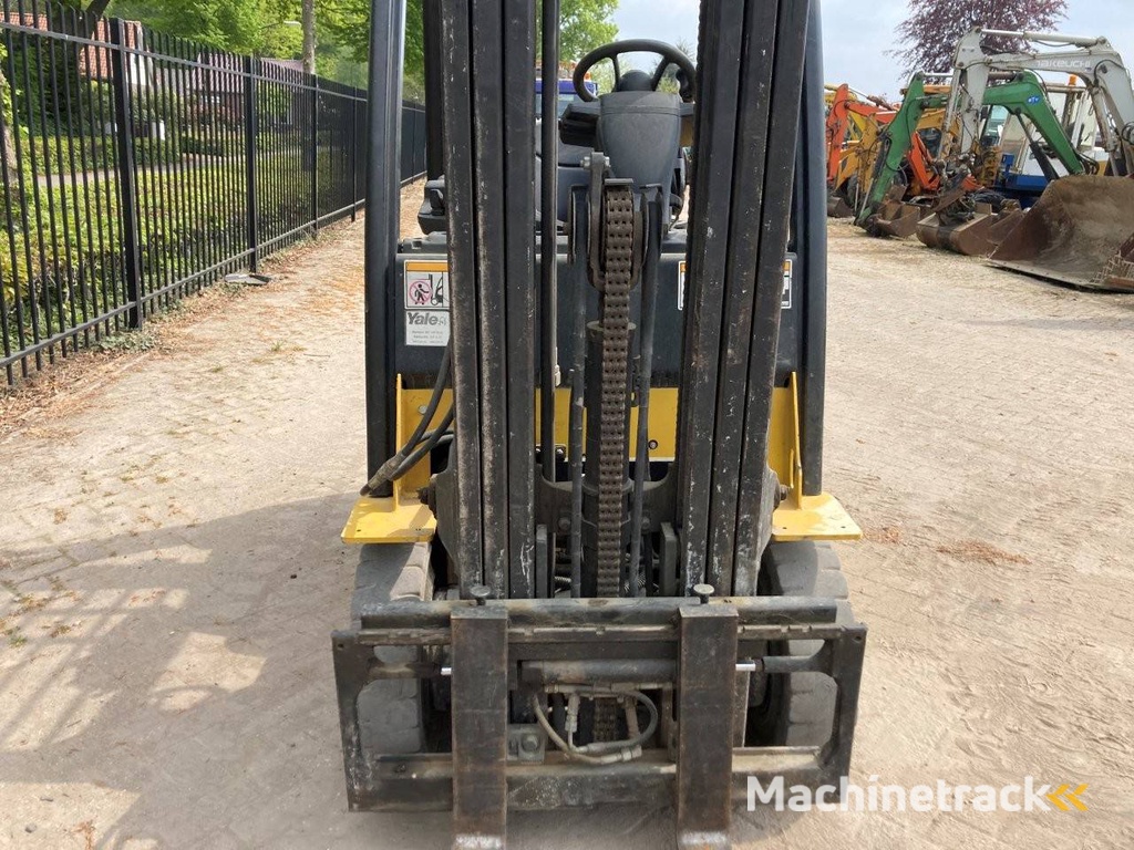Heftruck Yale GLP20SVX E2175 LPG 2000kg 4.9m 2006